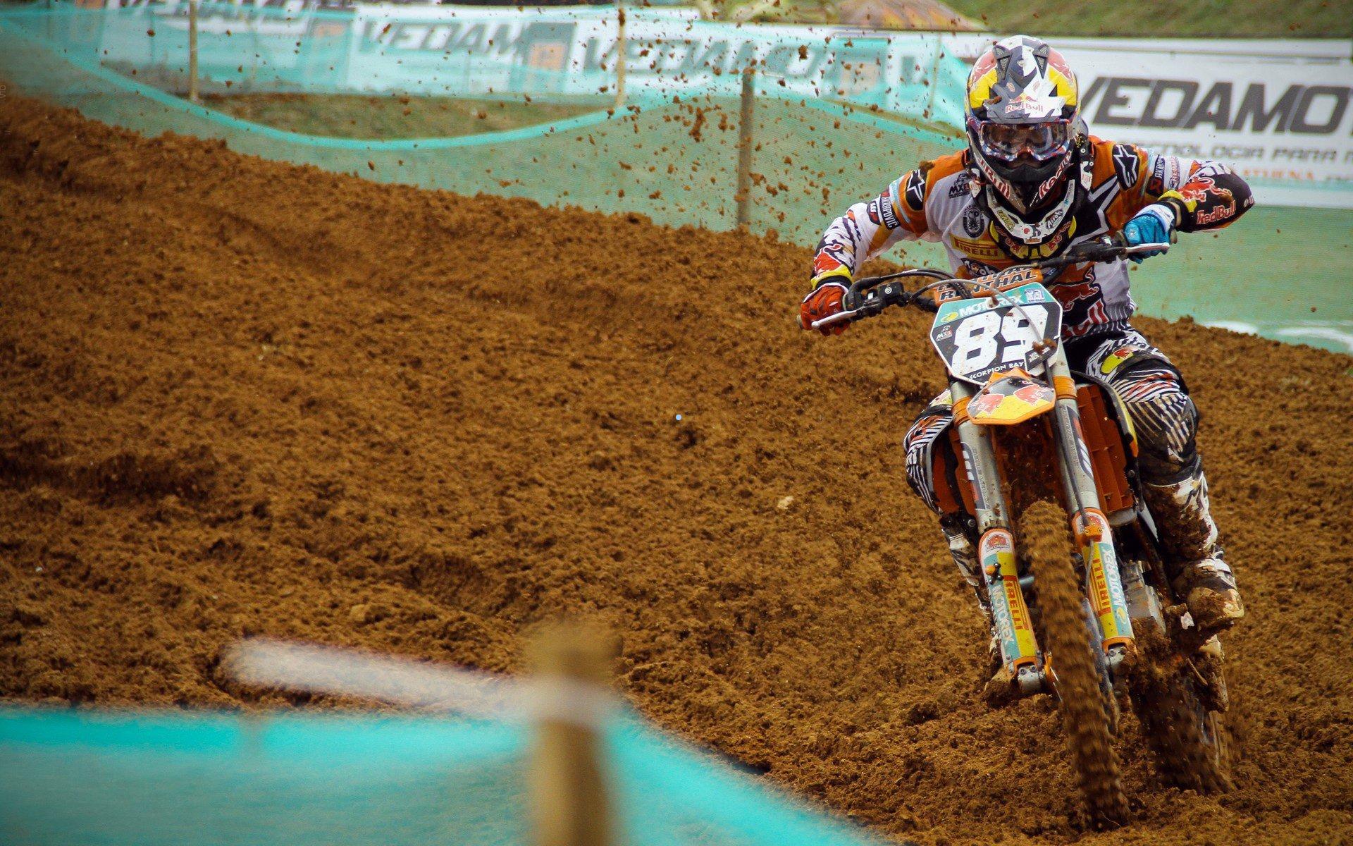 热刺敲定加拉格尔转会关键步骤,周二体检助力中场补强,稳定出场时间成承诺核心